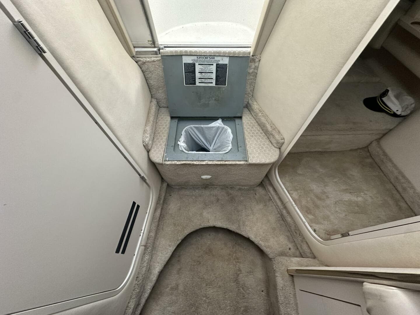 2000 Sea Ray 290 — photo 12