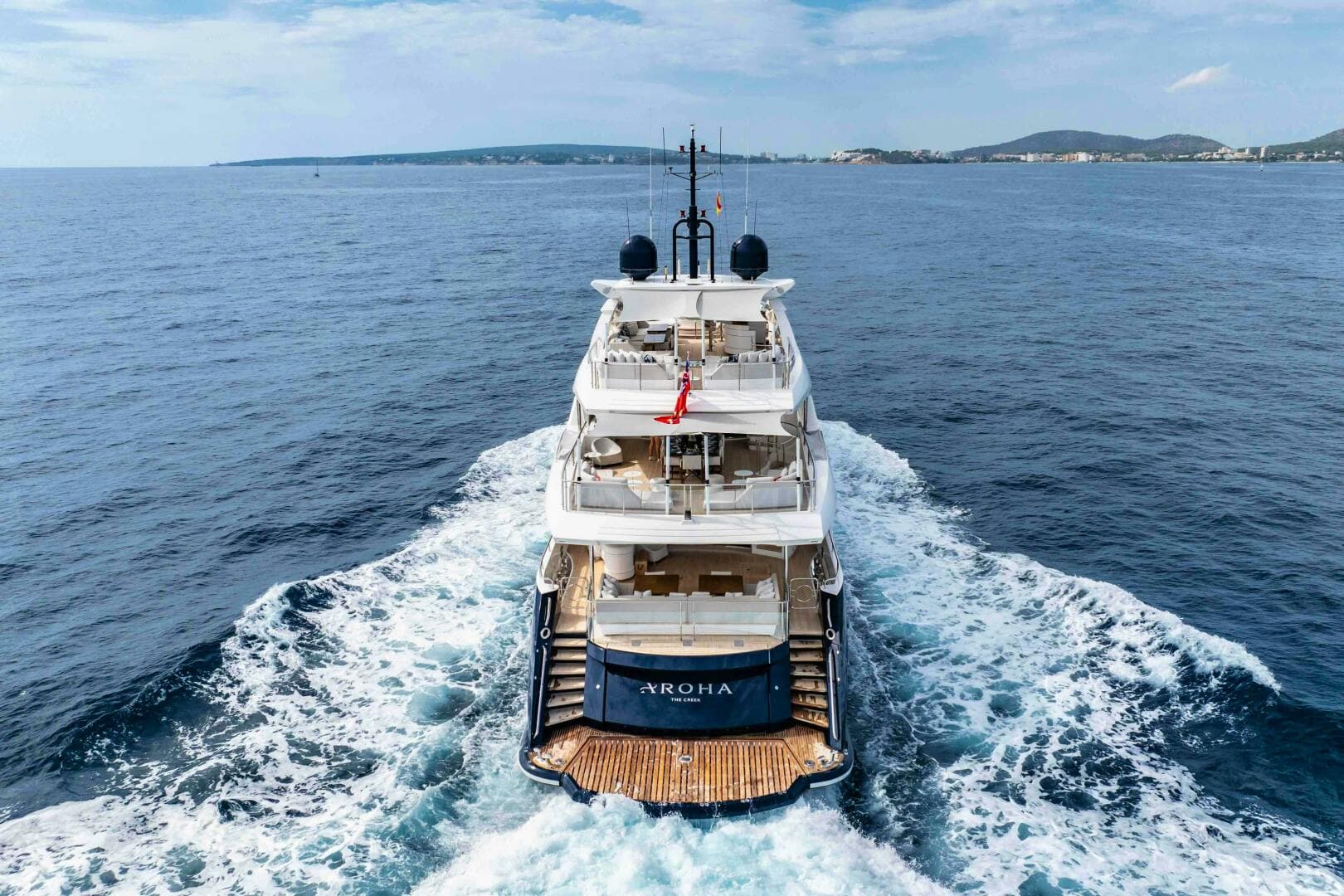 2016 Sunseeker 131 Yacht — photo 5