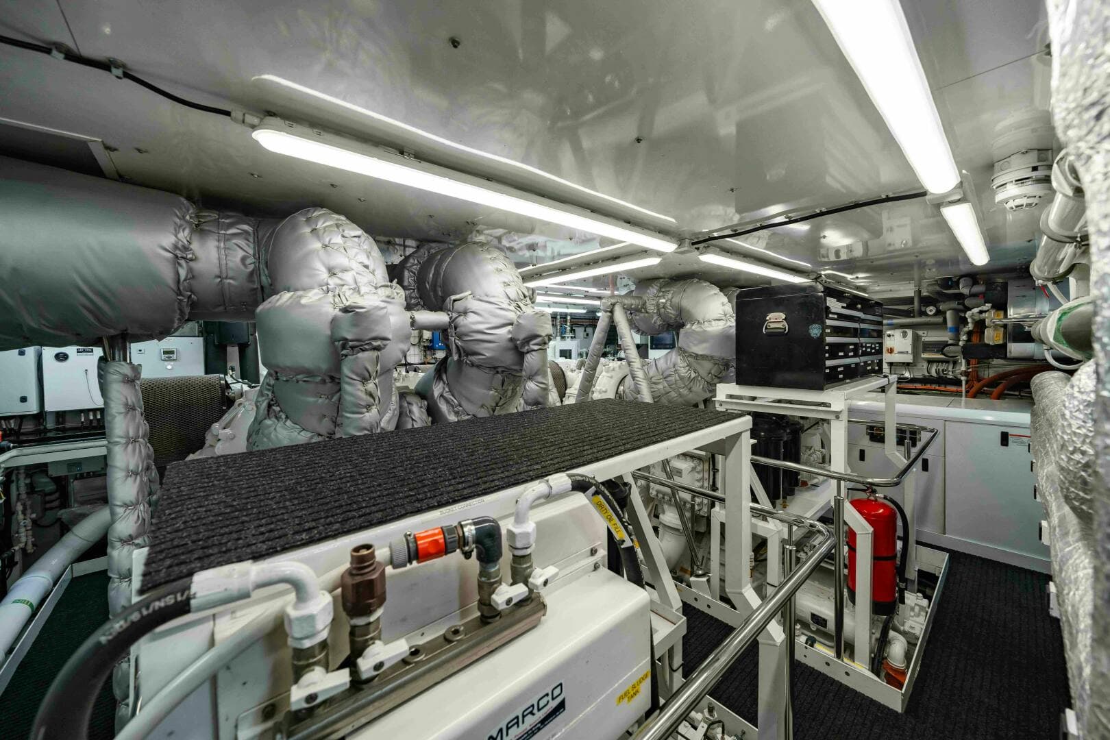 2016 Sunseeker 131 Yacht — photo 51