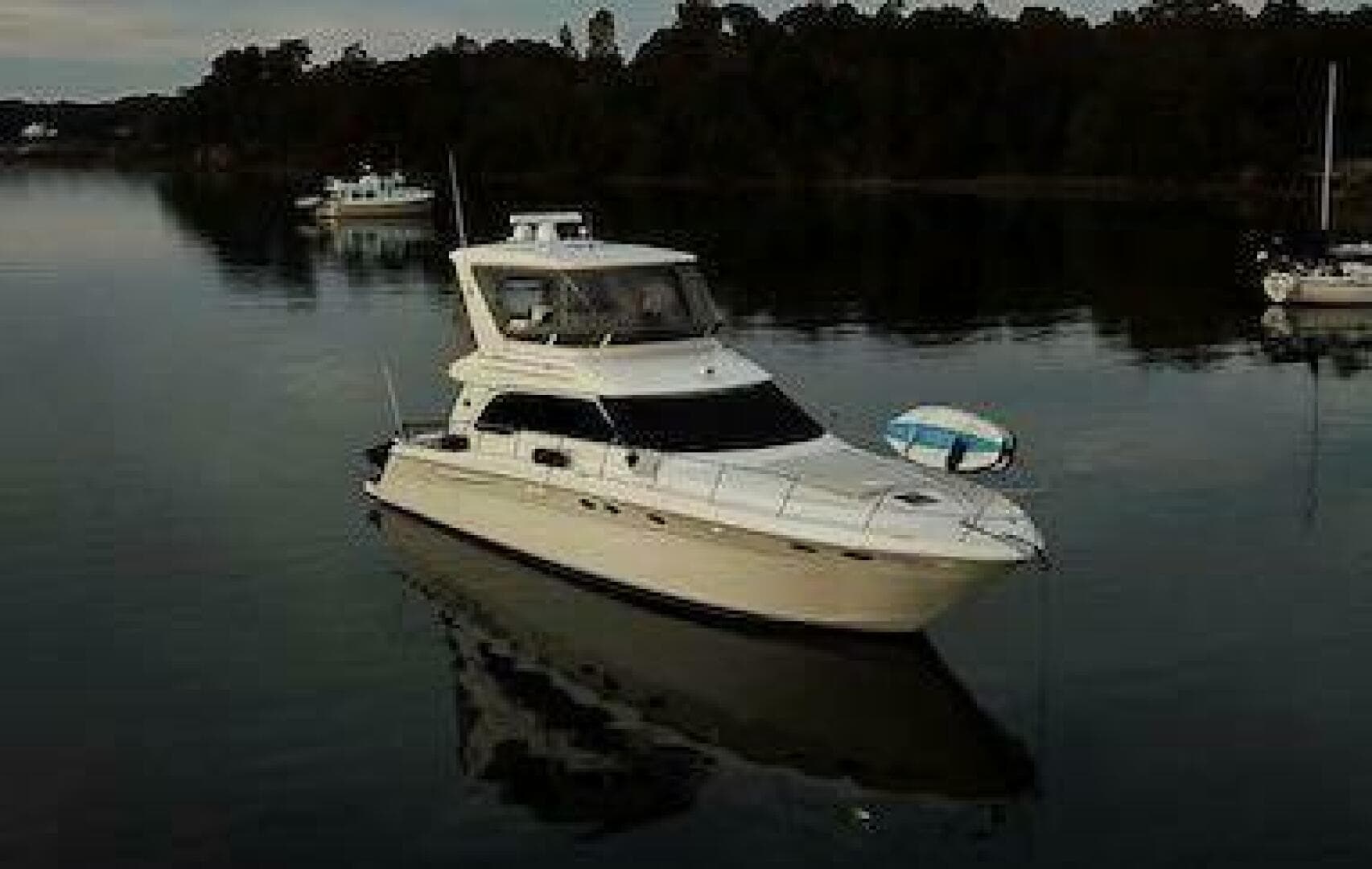 1999 Sea Ray 480 Sedan Bridge — photo 1