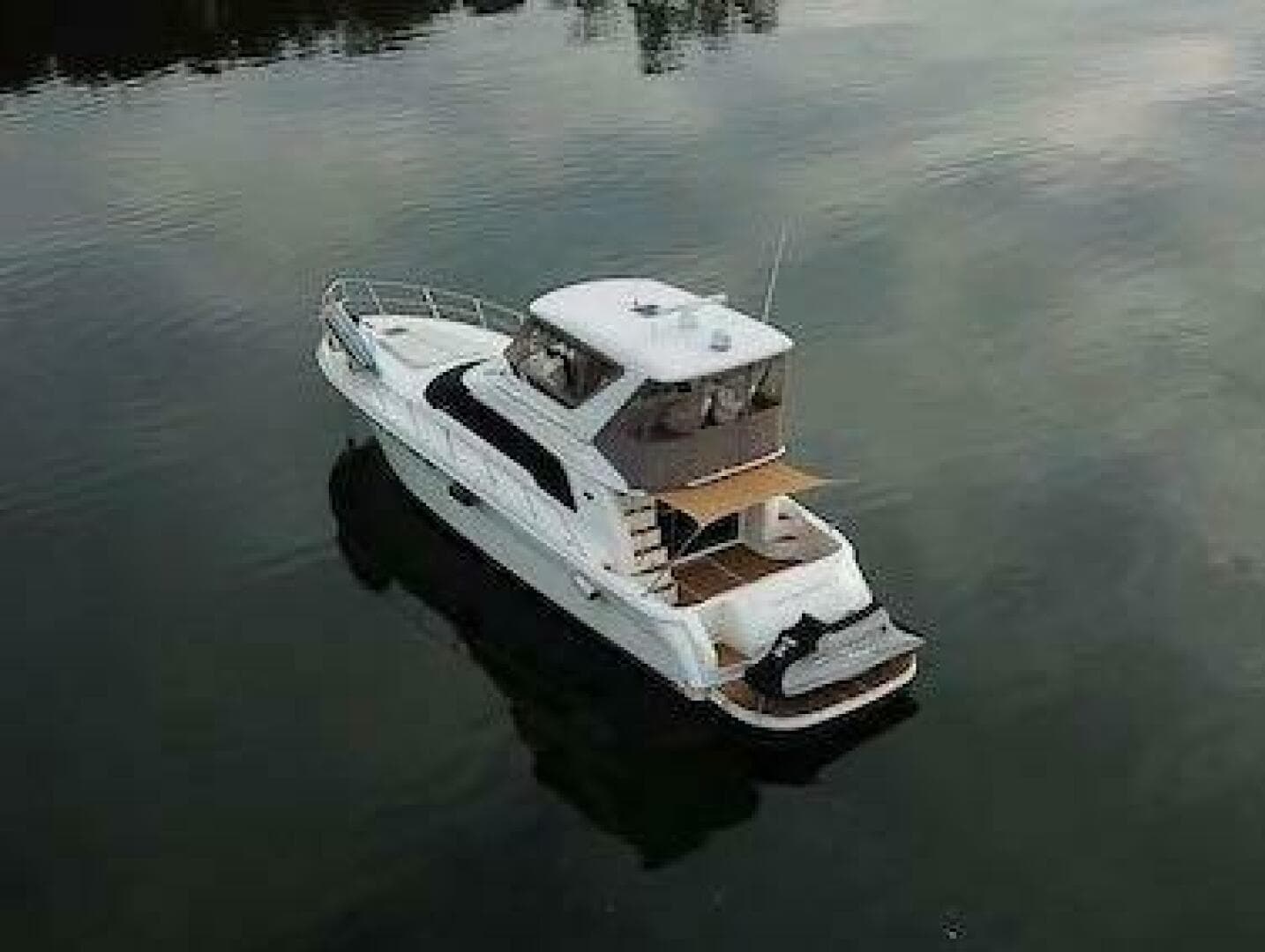 1999 Sea Ray 480 Sedan Bridge — photo 46