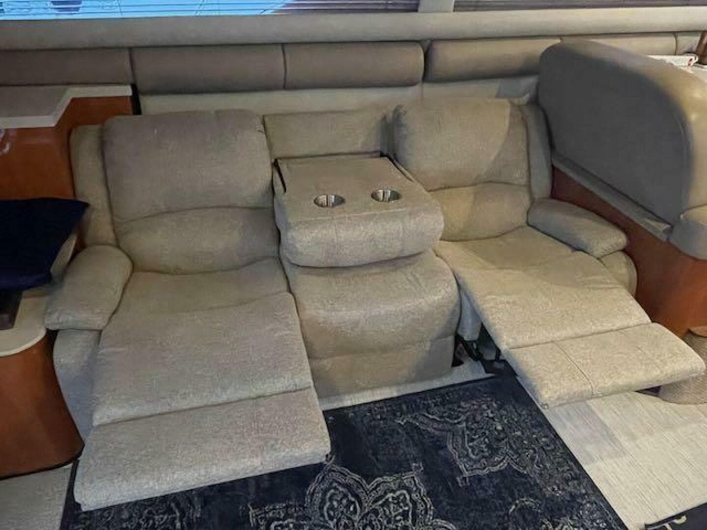 1999 Sea Ray 480 Sedan Bridge — photo 42