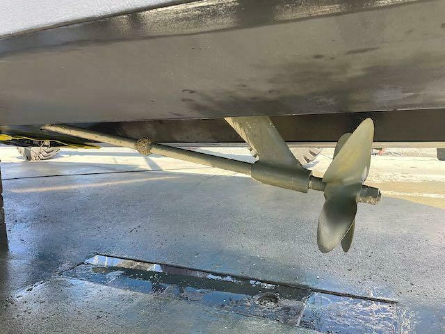 1999 Sea Ray 480 Sedan Bridge — photo 5