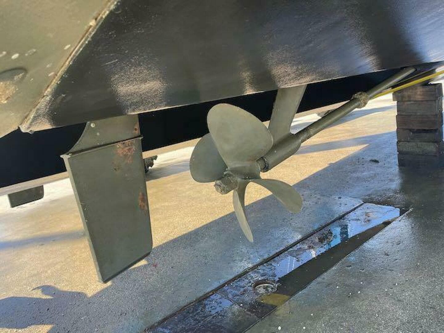 1999 Sea Ray 480 Sedan Bridge — photo 7