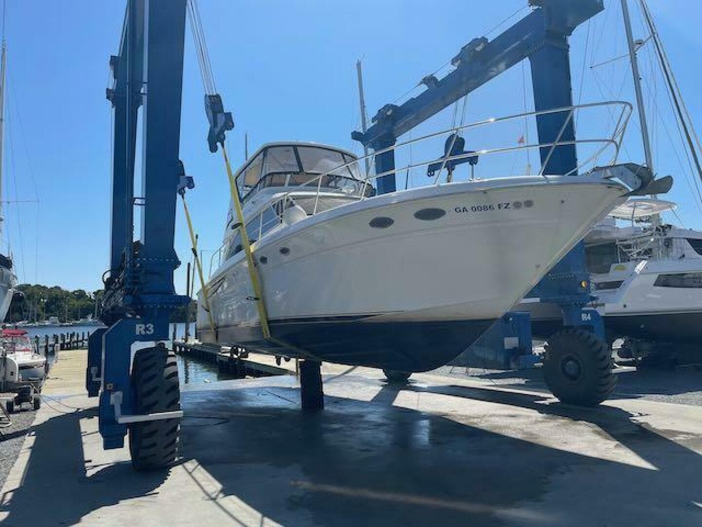 1999 Sea Ray 480 Sedan Bridge — photo 10