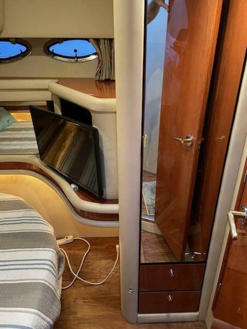 1999 Sea Ray 480 Sedan Bridge — photo 24
