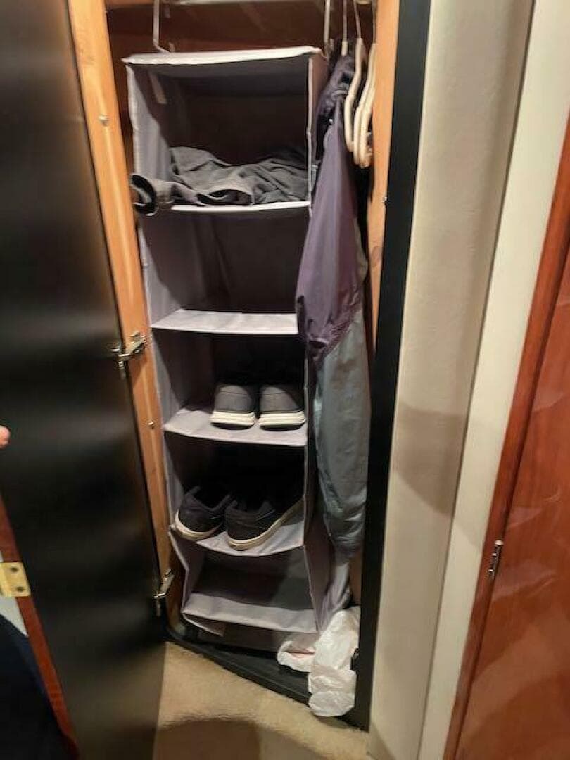 1999 Sea Ray 480 Sedan Bridge — photo 36