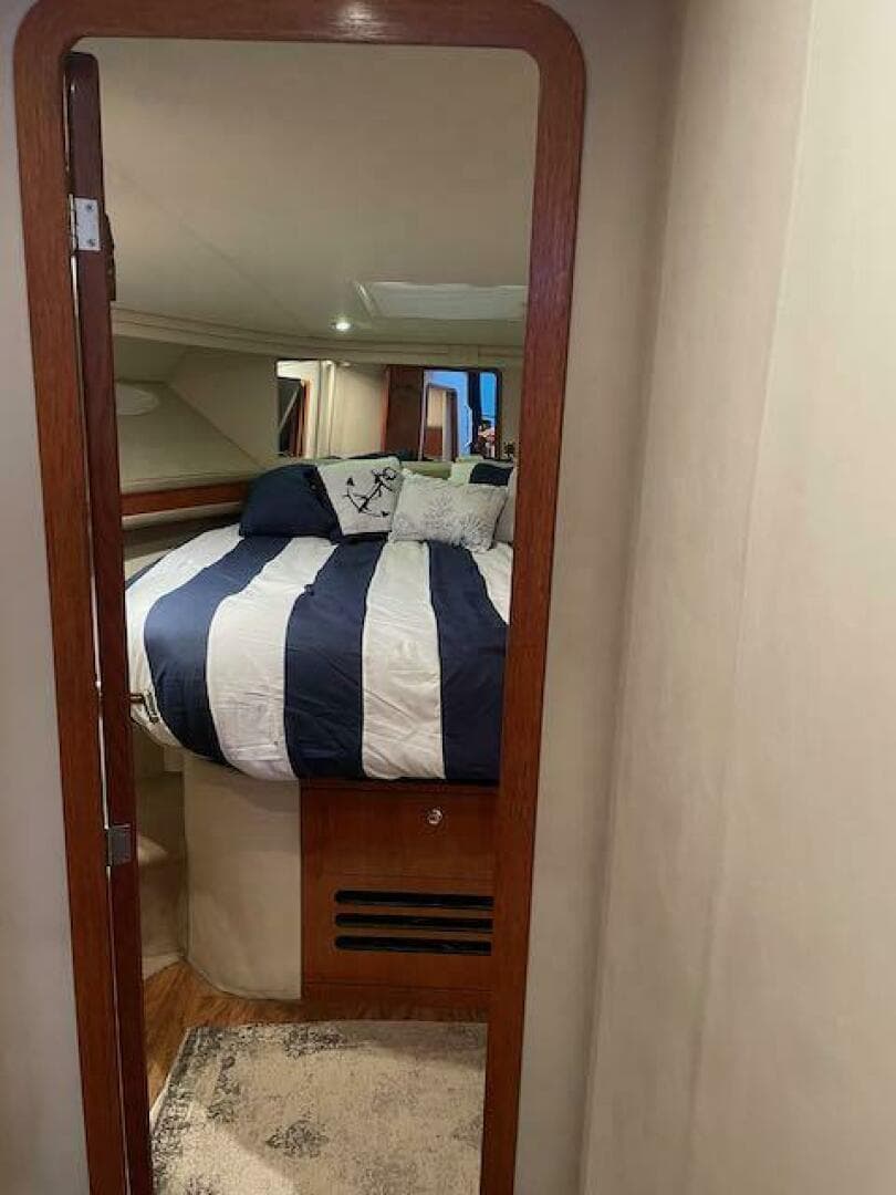 1999 Sea Ray 480 Sedan Bridge — photo 31