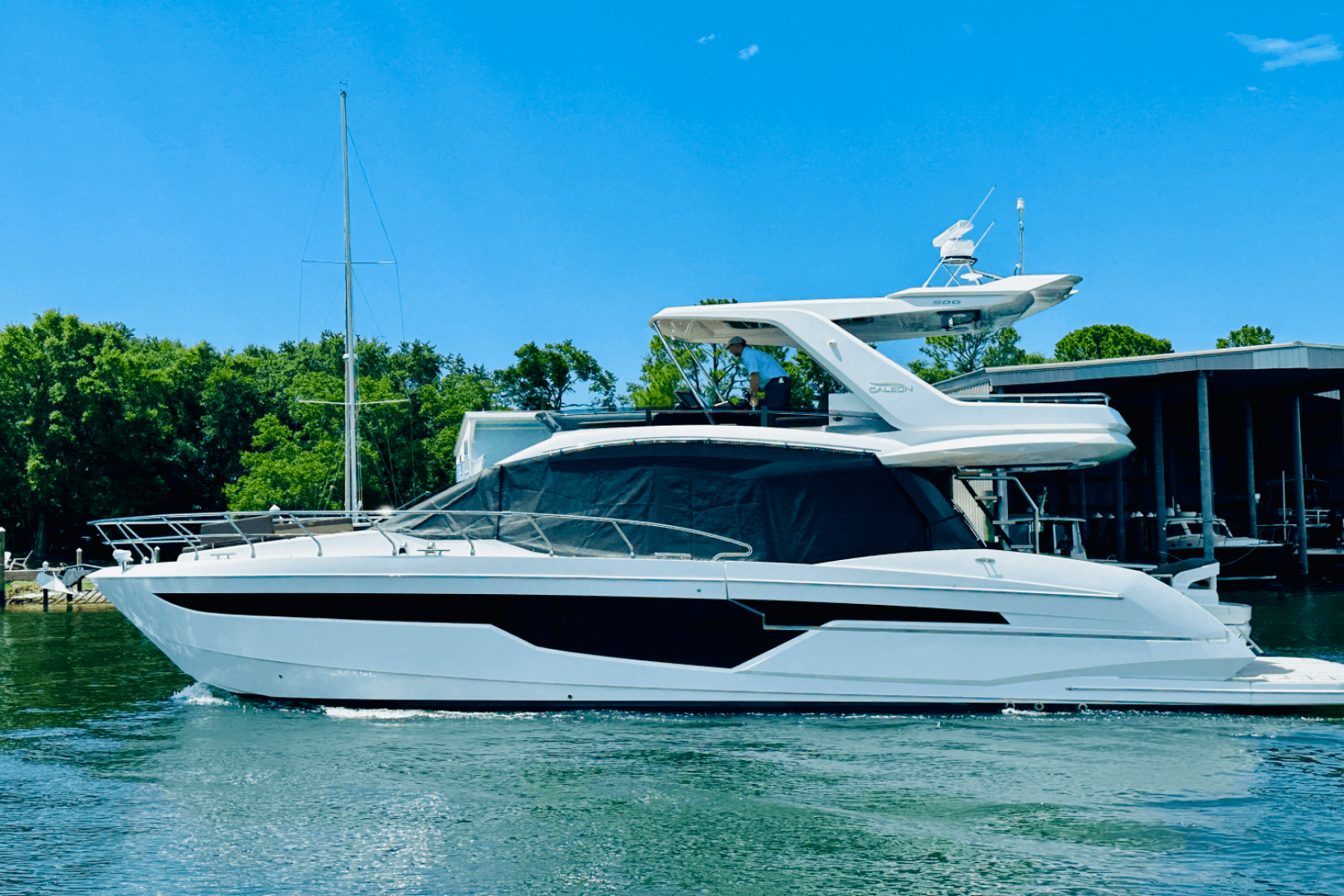 2024 Galeon 500 Fly — photo 2