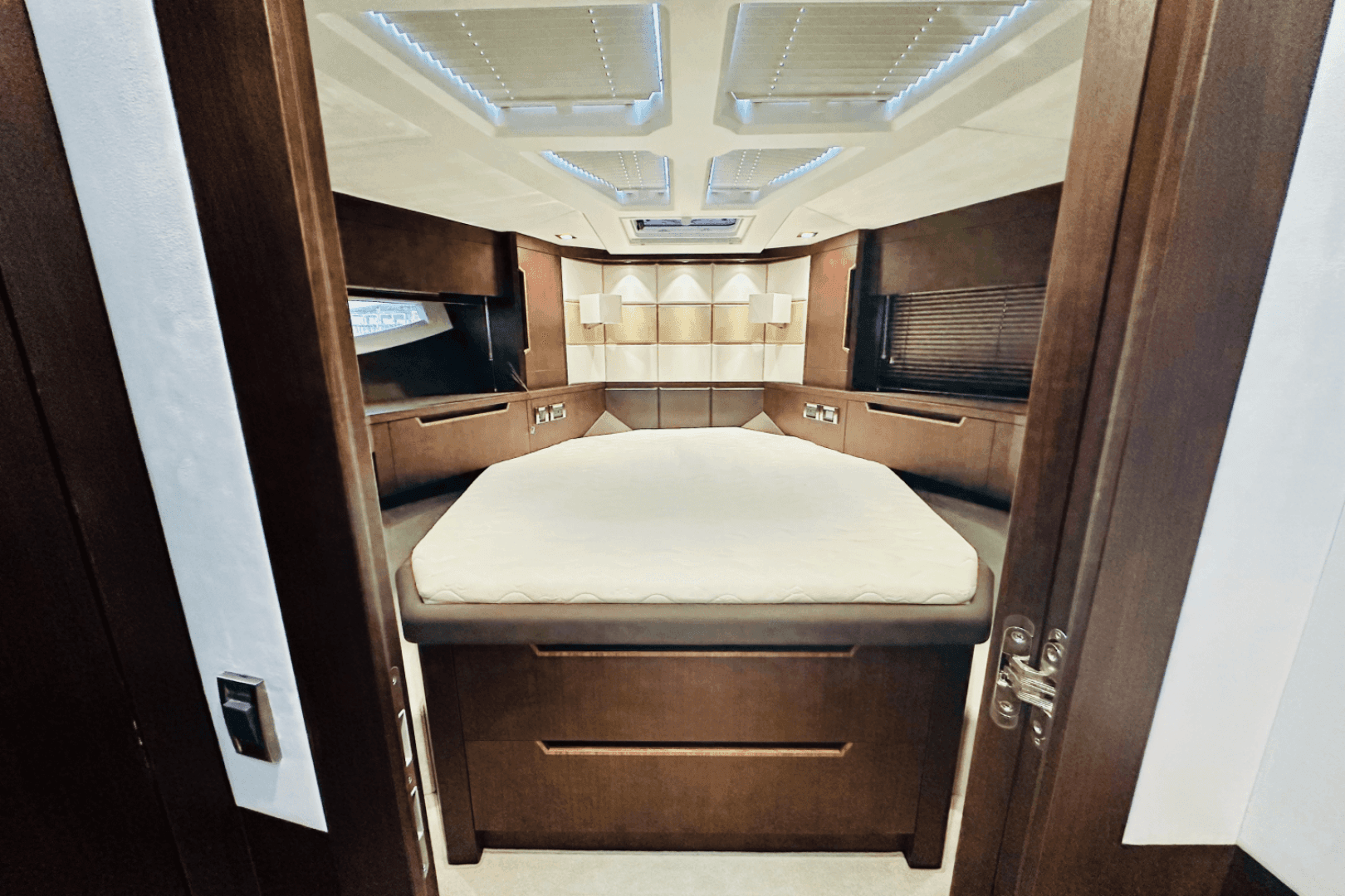 2024 Galeon 500 Fly — photo 42