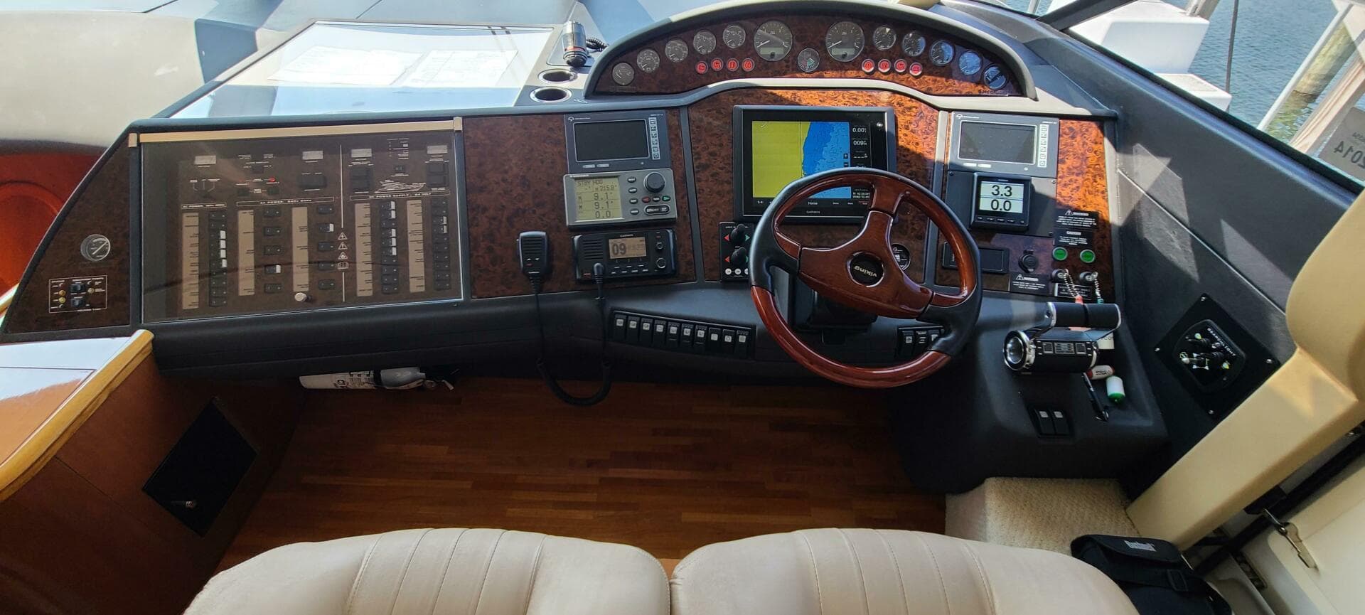 2006 Viking Sport Cruisers 61 Flybridge — photo 10