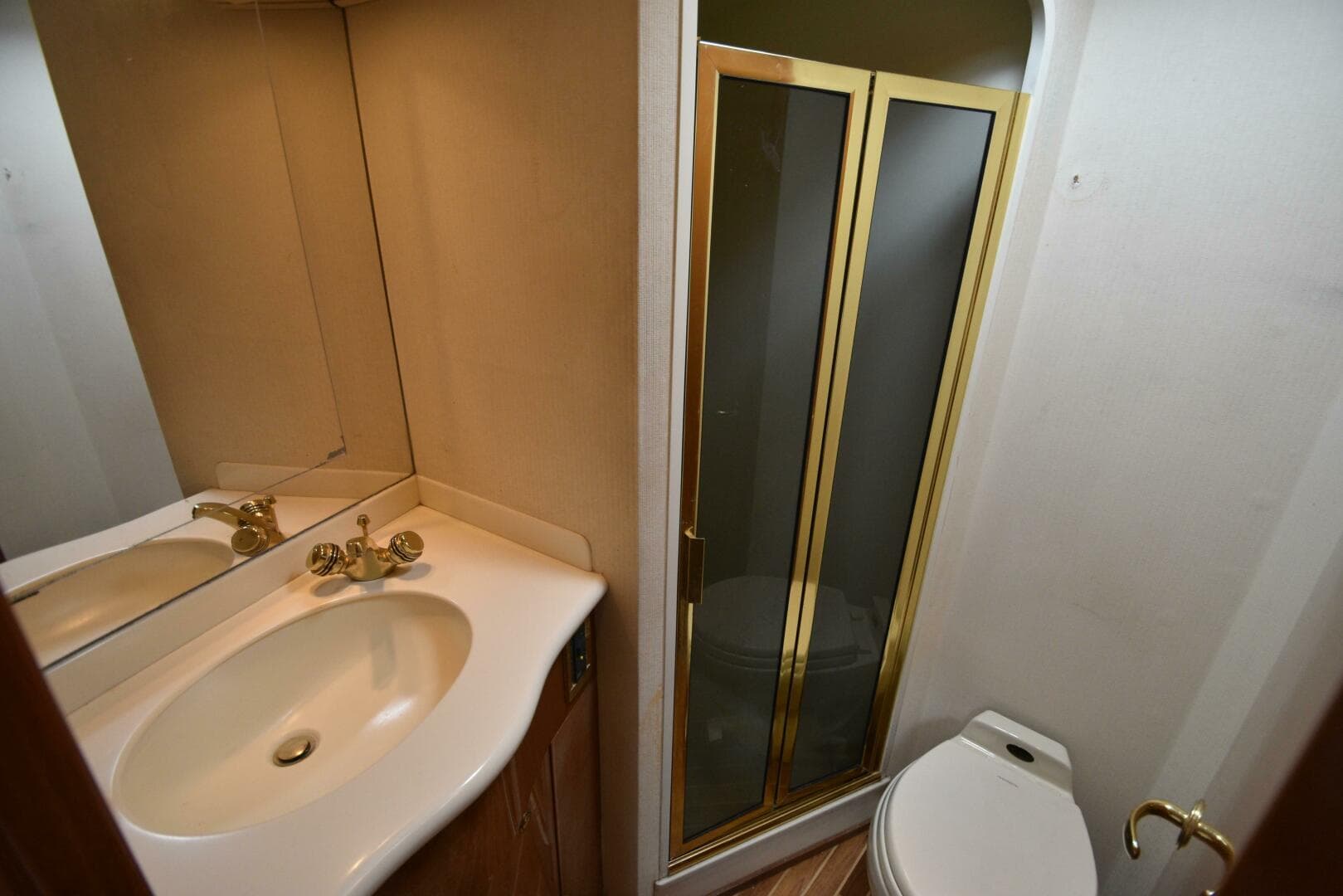 2003 Viking 45 Express — photo 36