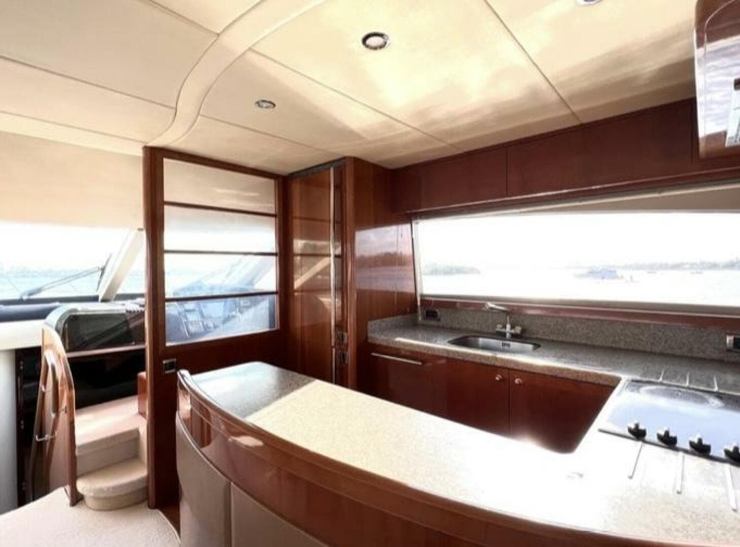 2008 Viking Princess 67 Flybridge — photo 7