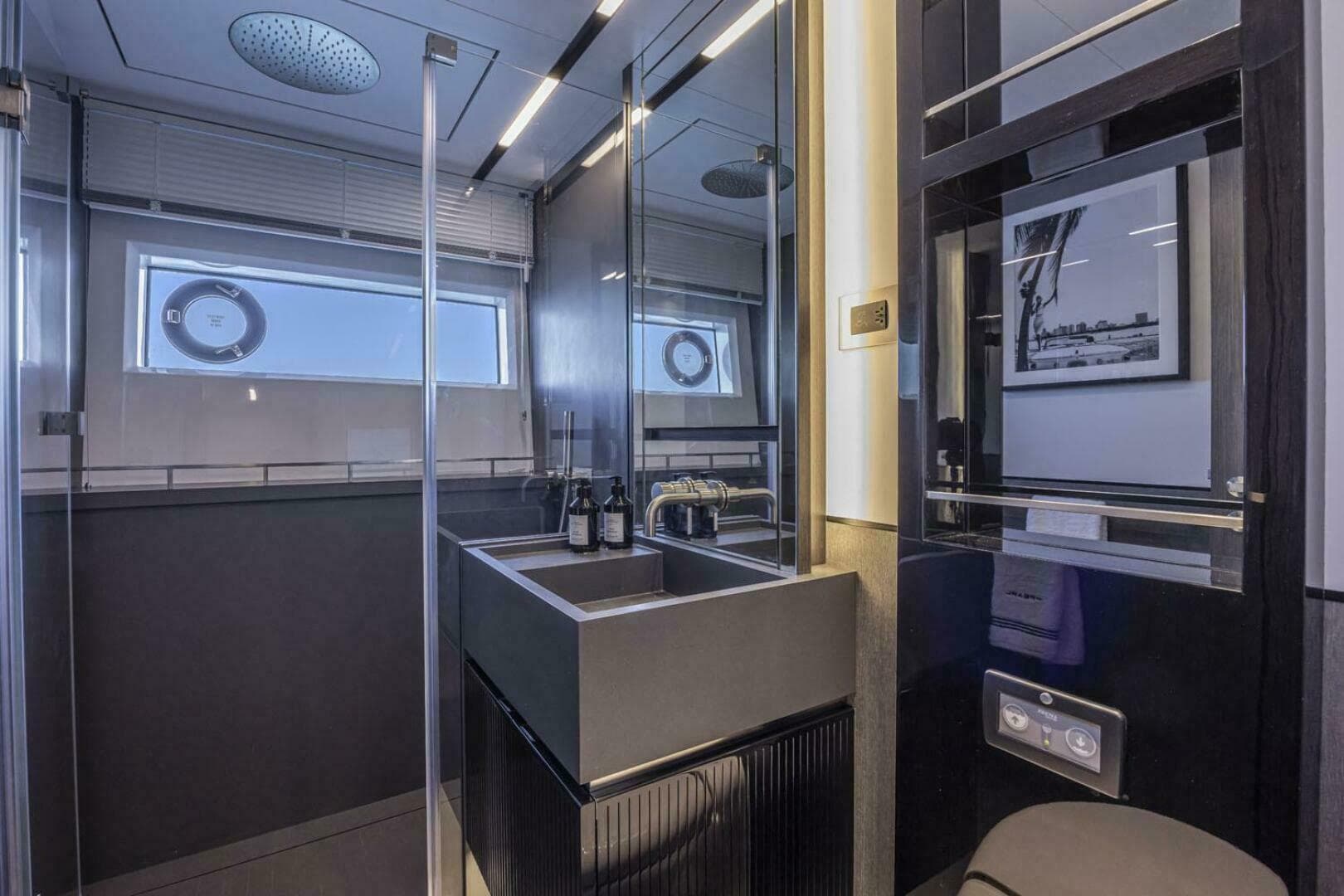 2026 Pearl 82 — photo 33