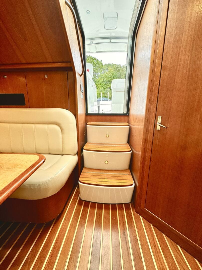 2007 Tiara Yachts 3600 Open — photo 23