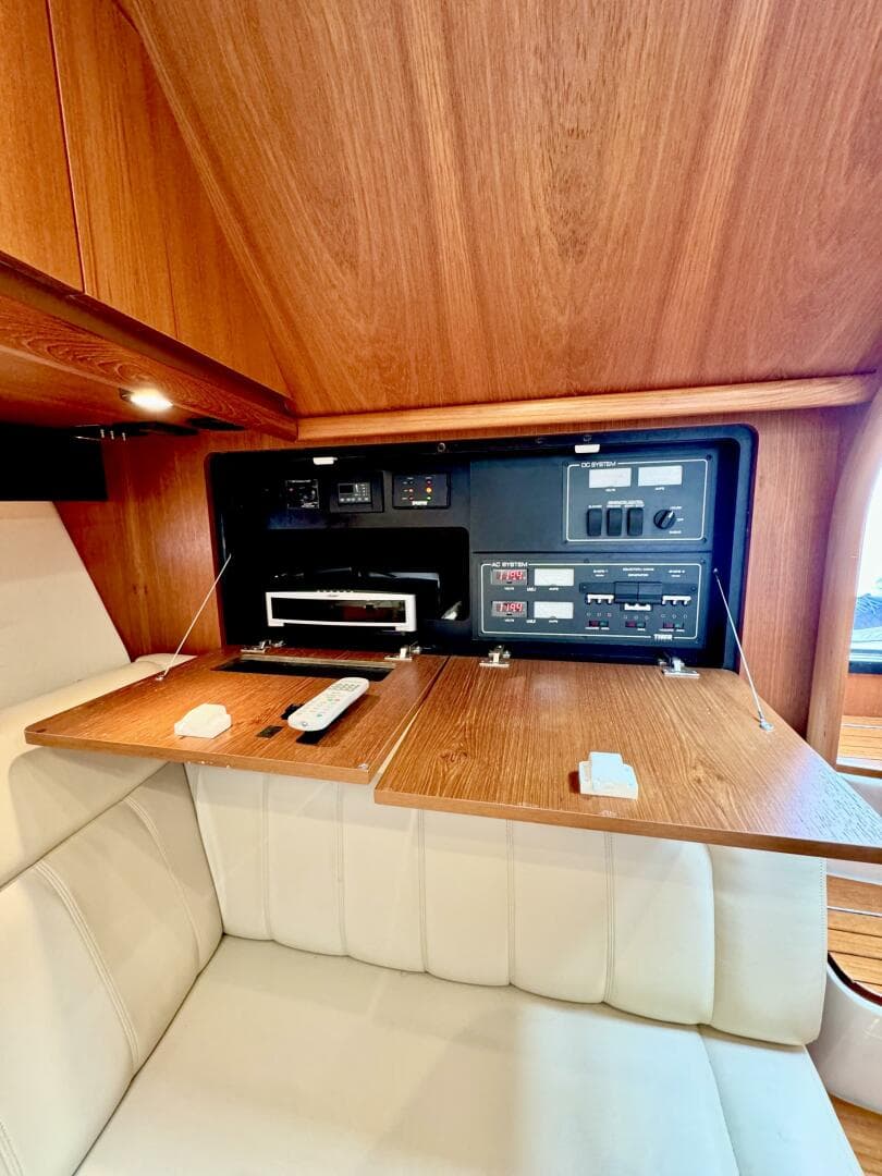 2007 Tiara Yachts 3600 Open — photo 22
