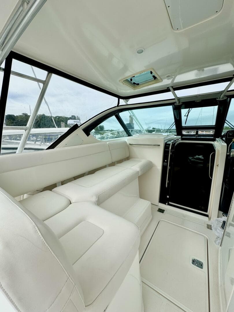 2007 Tiara Yachts 3600 Open — photo 12