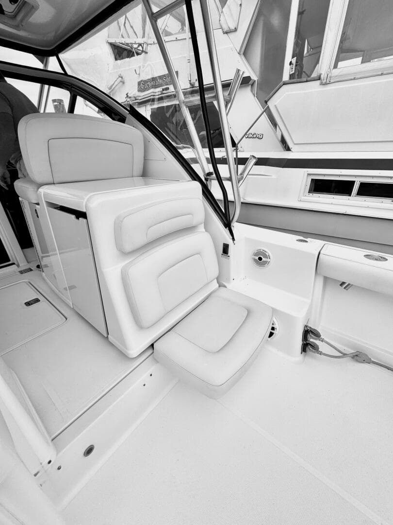 2007 Tiara Yachts 3600 Open — photo 10
