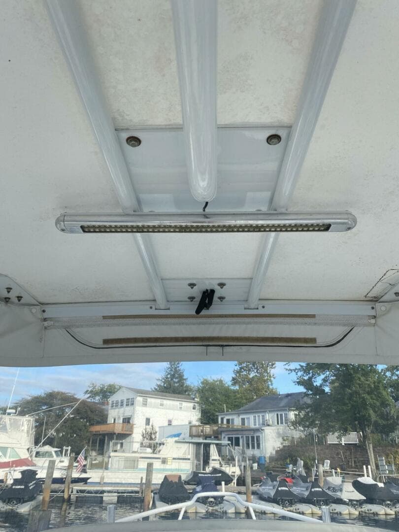 1999 Bayliner Trophy — photo 24