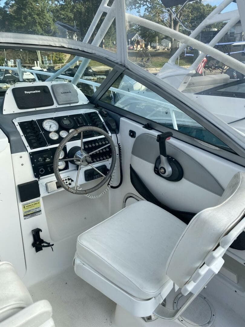 1999 Bayliner Trophy — photo 16