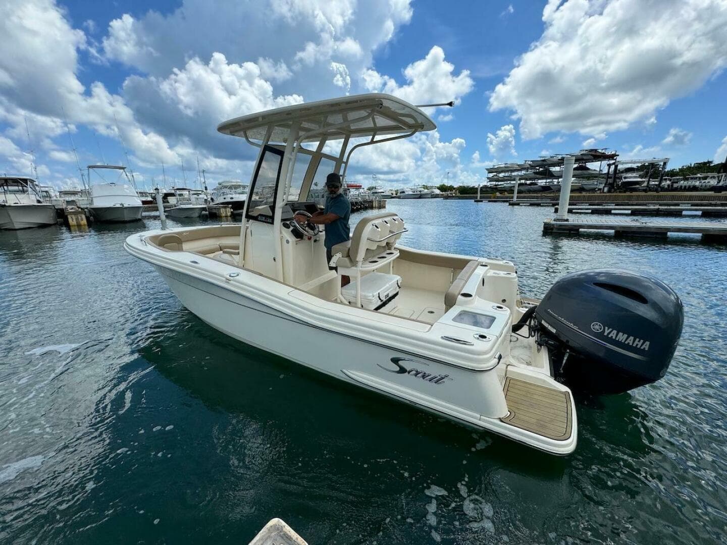 2023 Scout 215 Xsf — photo 4