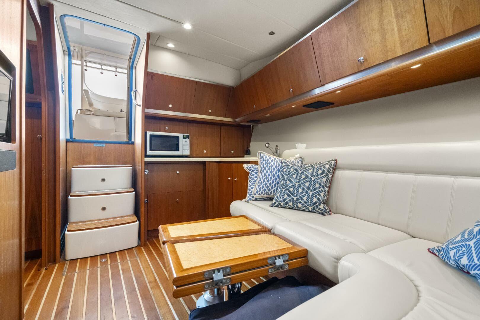 2007 Tiara Yachts 4200 Open — photo 37