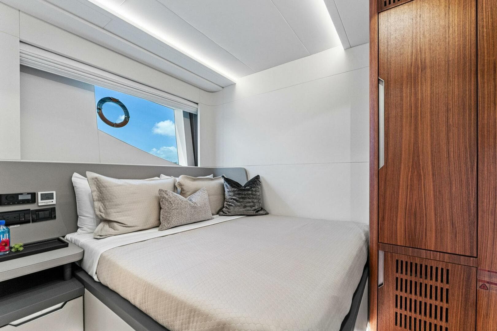 2024 Aquitalia Yachts Flybridge — photo 38