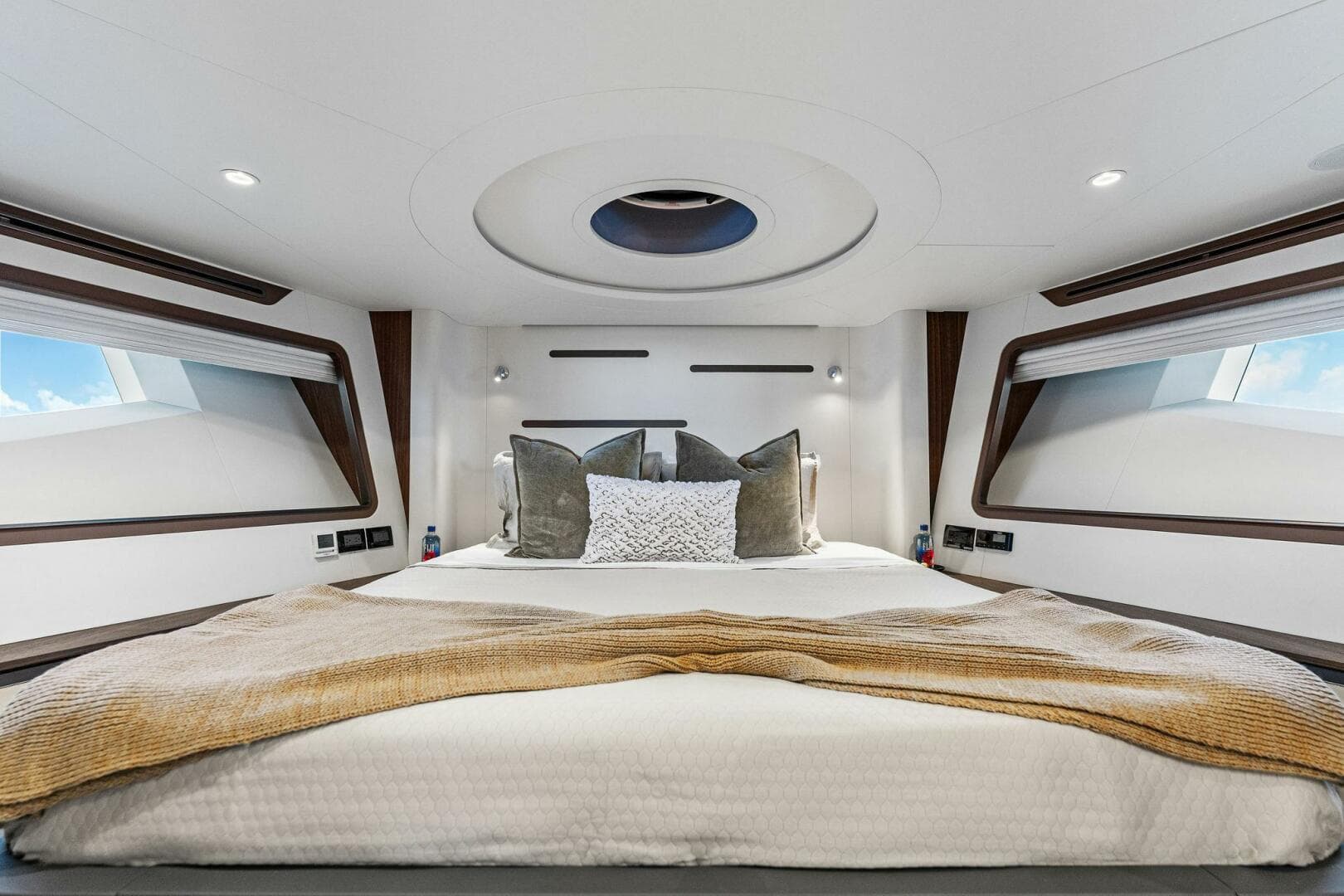 2024 Aquitalia Yachts Flybridge — photo 52