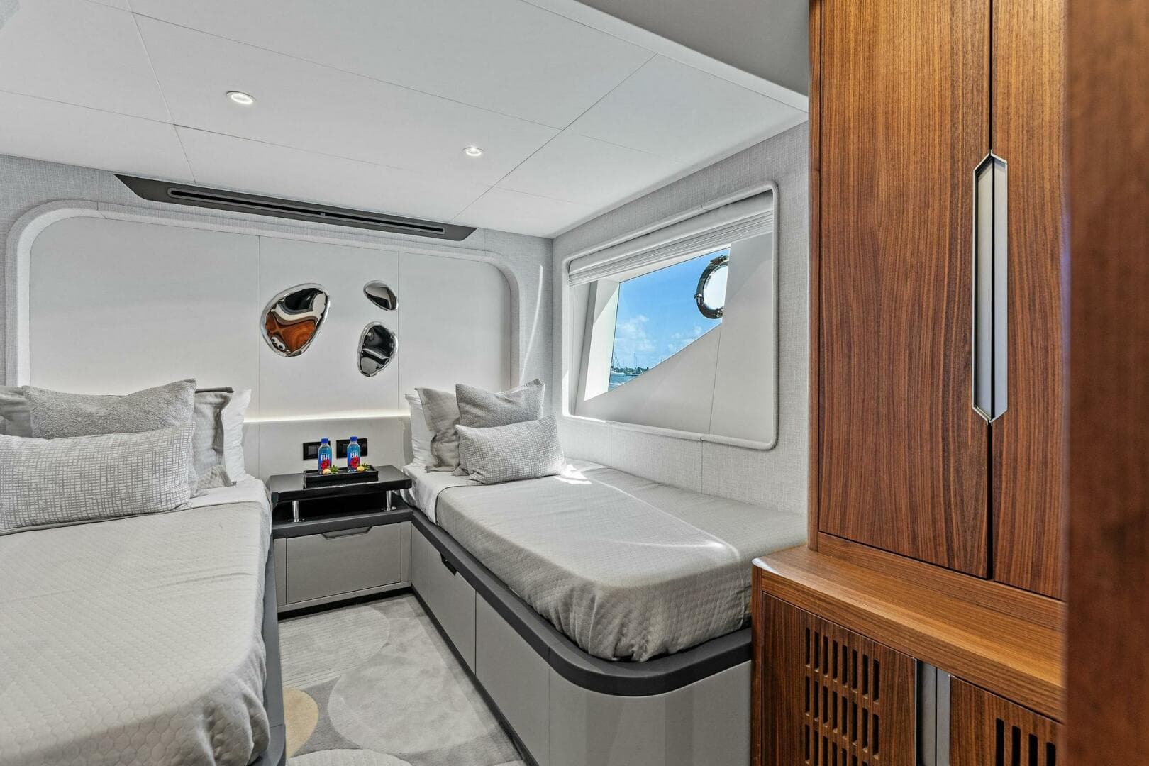 2024 Aquitalia Yachts Flybridge — photo 43