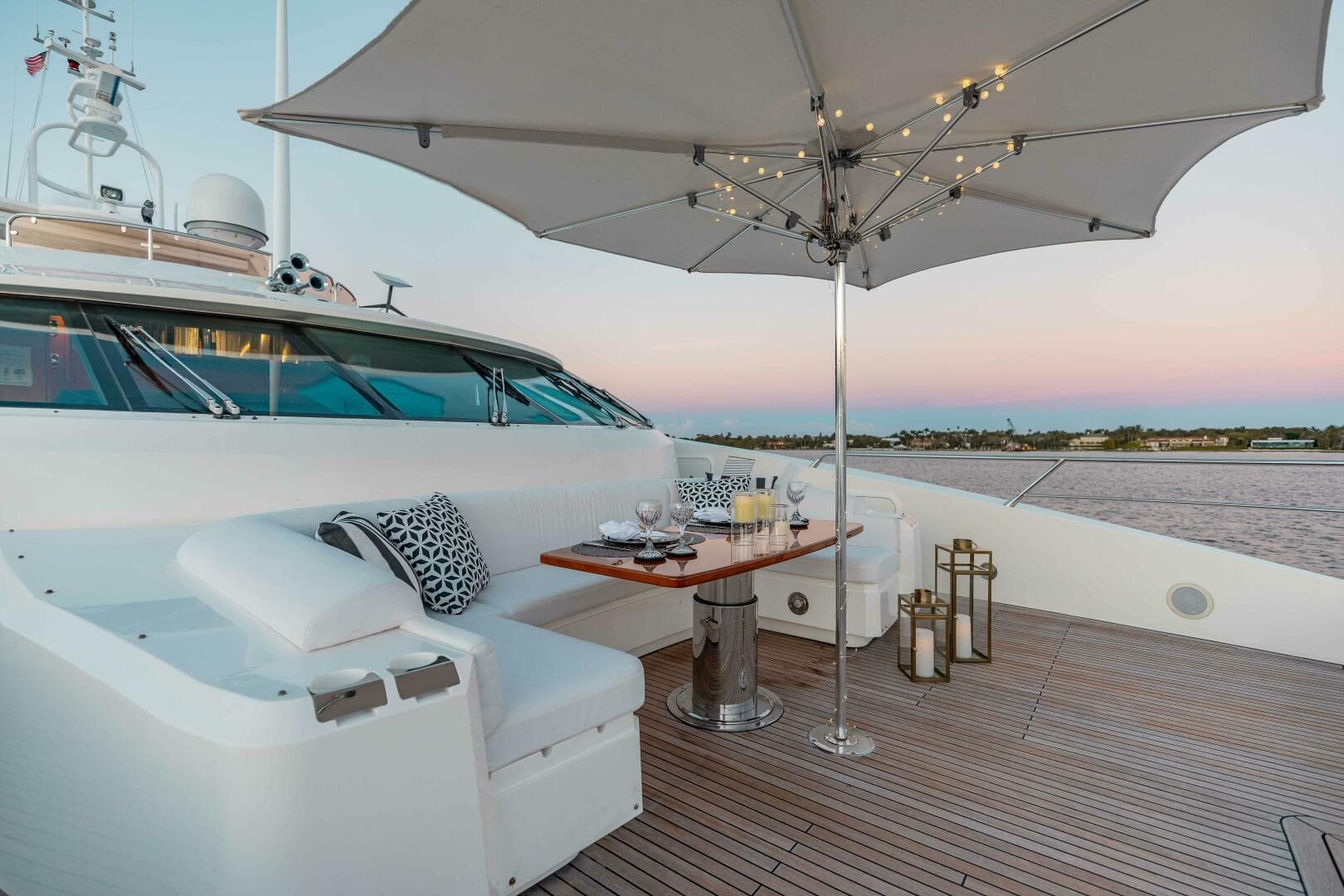 2010 Sunseeker 40M — photo 42