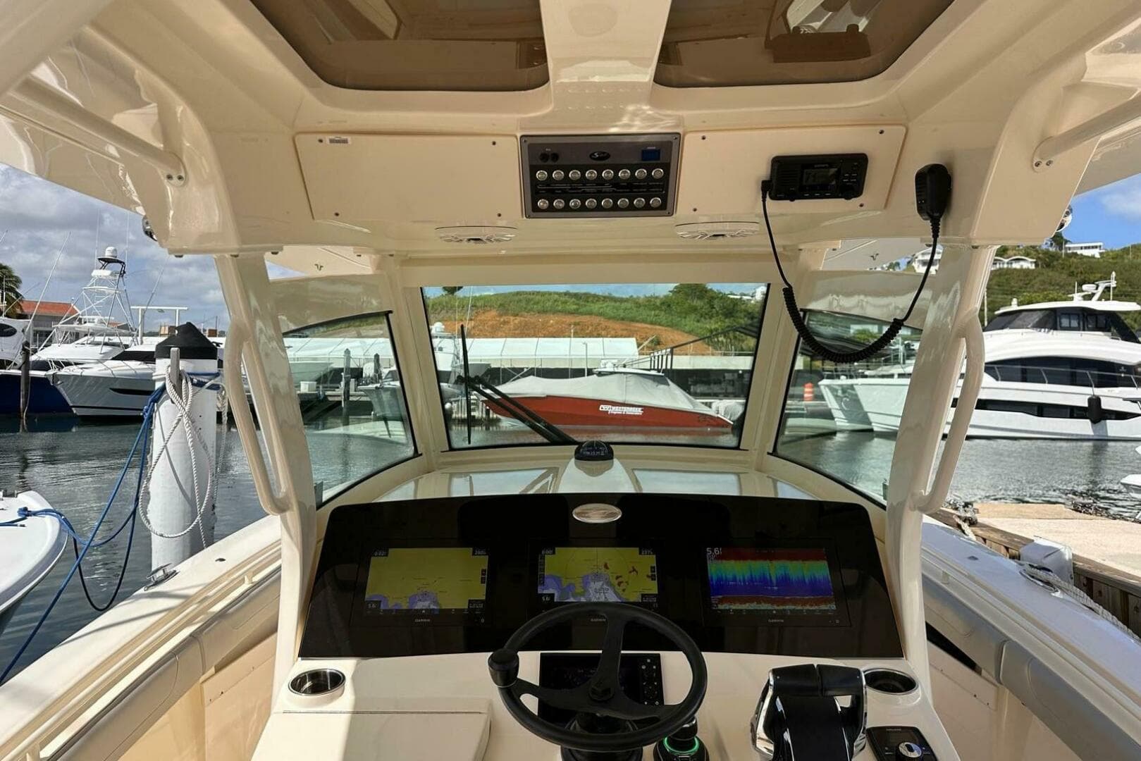 2023 Scout 355 LXF — photo 14