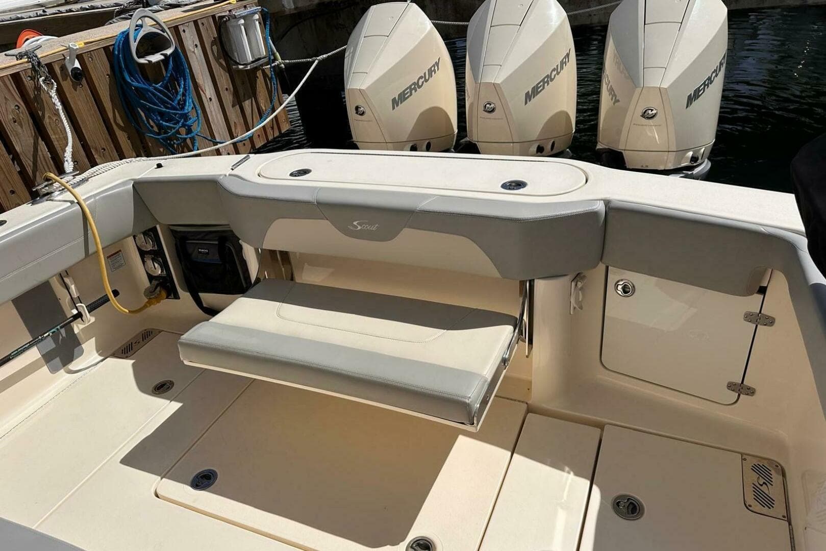 2023 Scout 355 LXF — photo 12