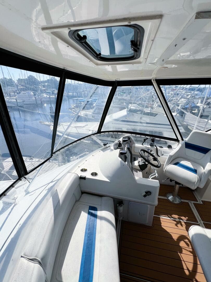 1994 Cruisers 3850 — photo 16