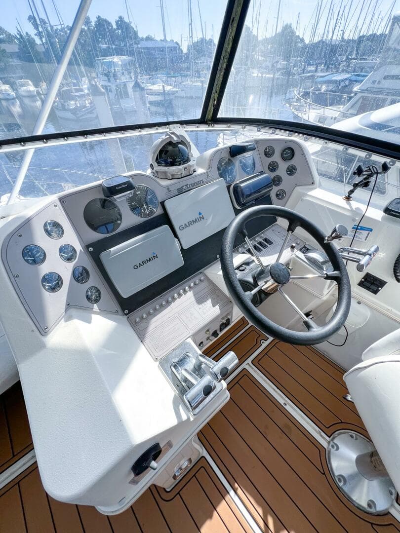 1994 Cruisers 3850 — photo 21