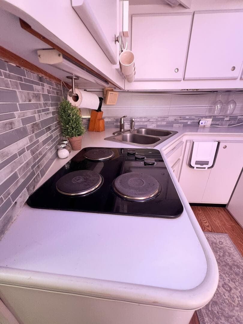 1994 Cruisers 3850 — photo 45