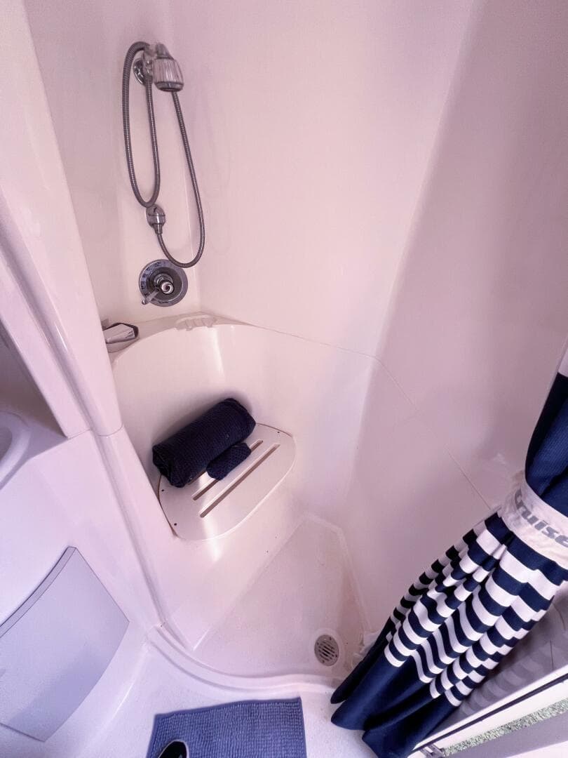 1994 Cruisers 3850 — photo 51