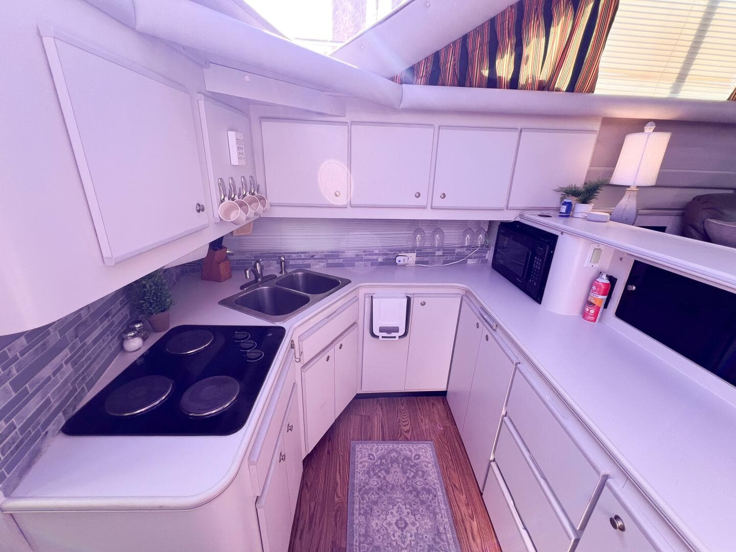 1994 Cruisers 3850 — photo 43