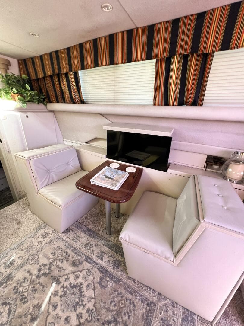 1994 Cruisers 3850 — photo 55