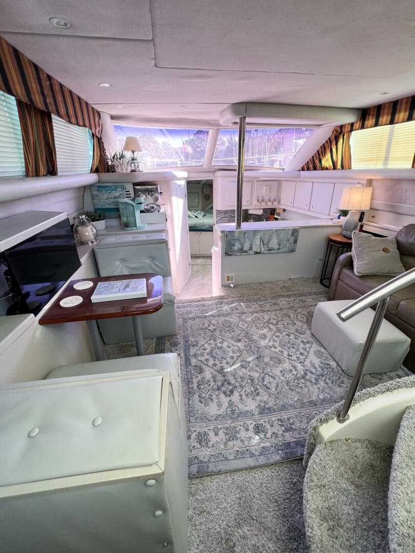 1994 Cruisers 3850 — photo 33