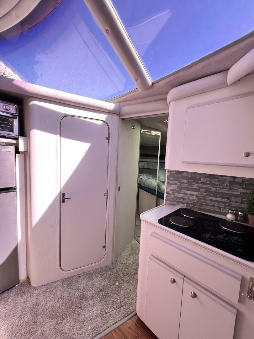 1994 Cruisers 3850 — photo 48