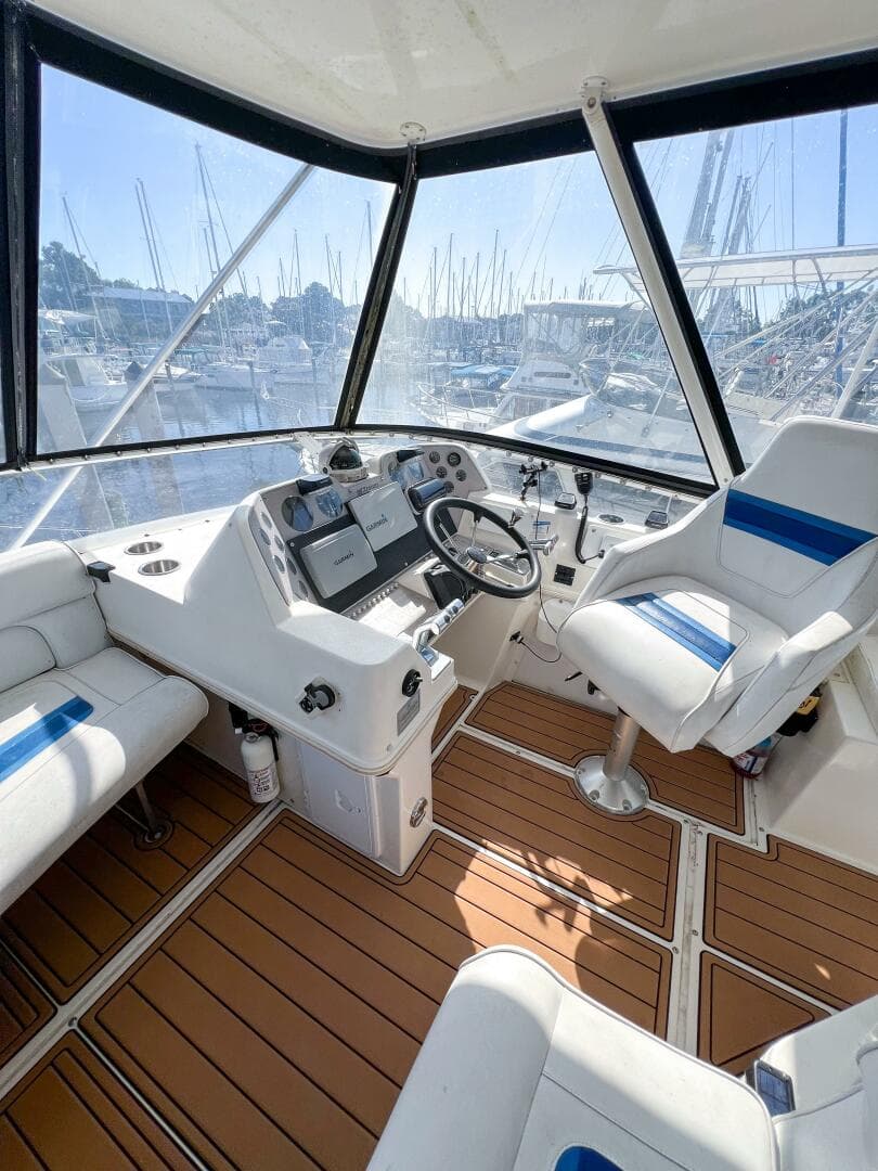 1994 Cruisers 3850 — photo 18