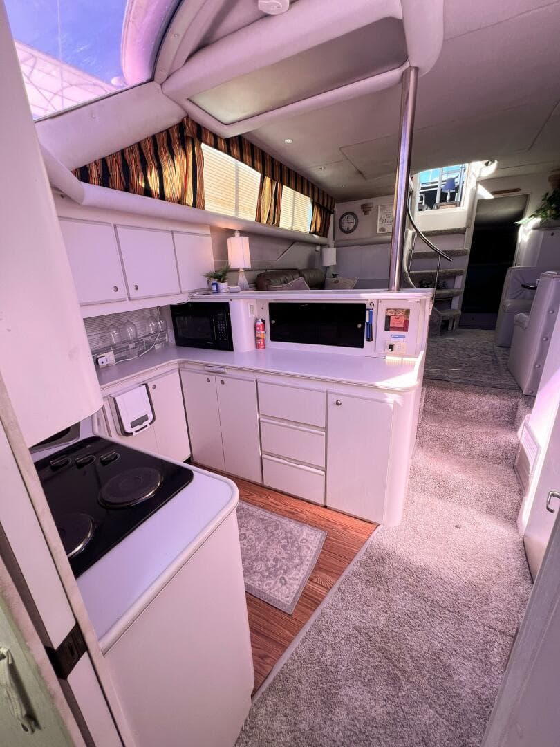 1994 Cruisers 3850 — photo 42