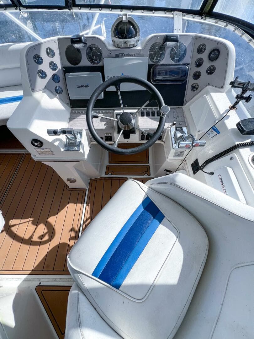 1994 Cruisers 3850 — photo 20