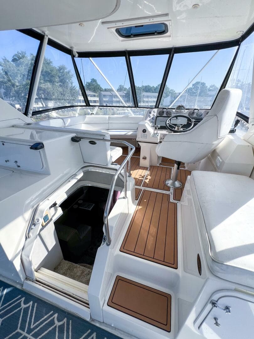 1994 Cruisers 3850 — photo 11