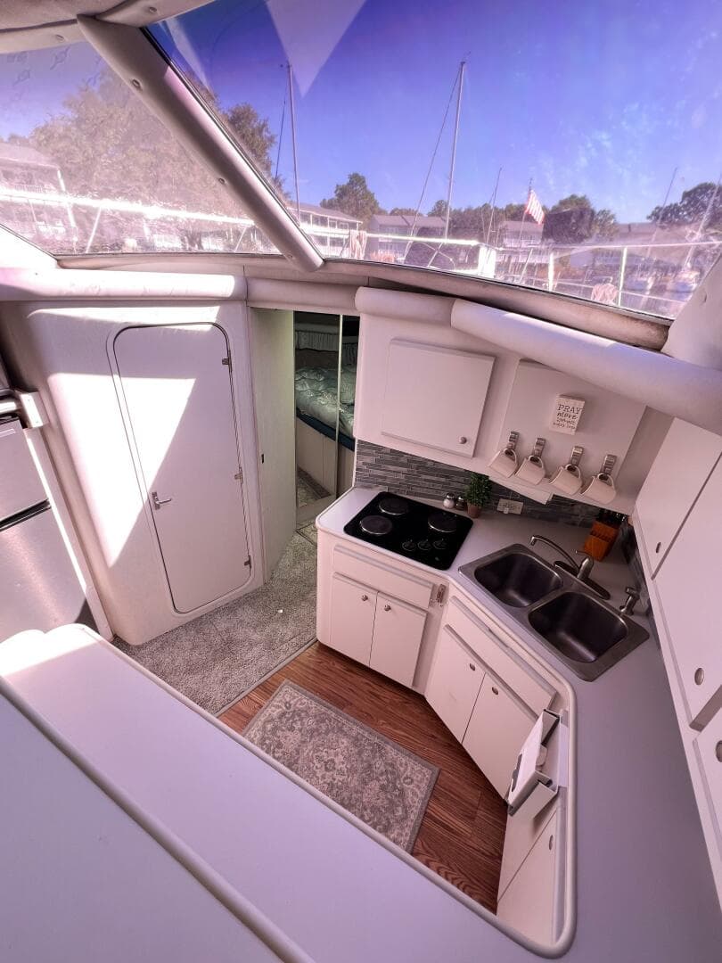 1994 Cruisers 3850 — photo 39