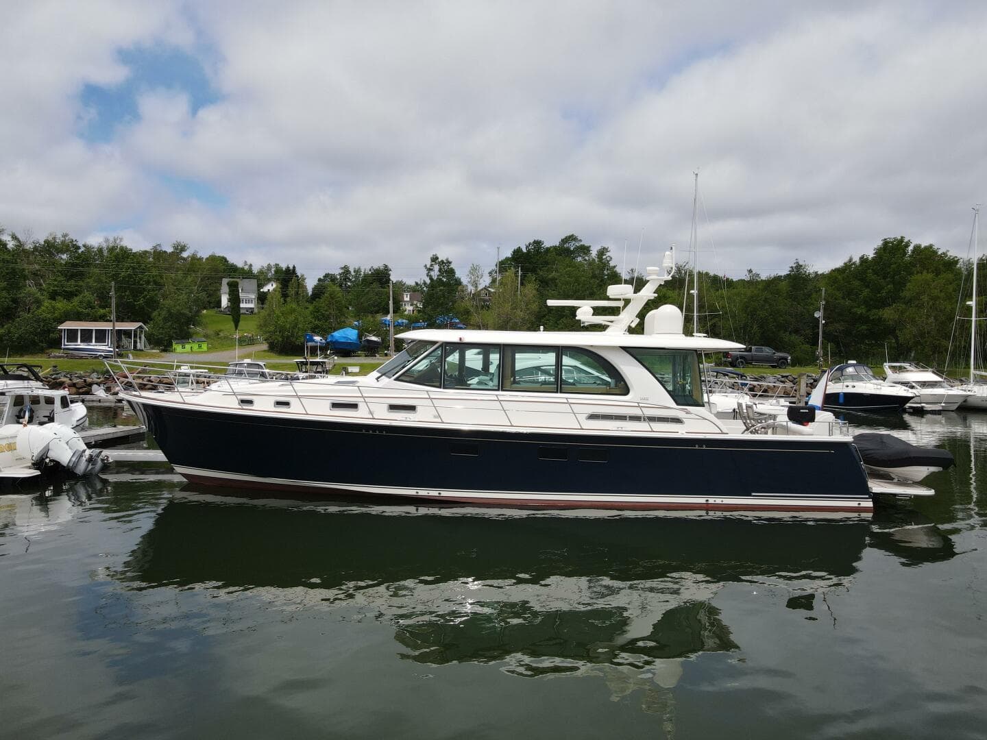 2021 Sabre 58 Salon Express — photo 1