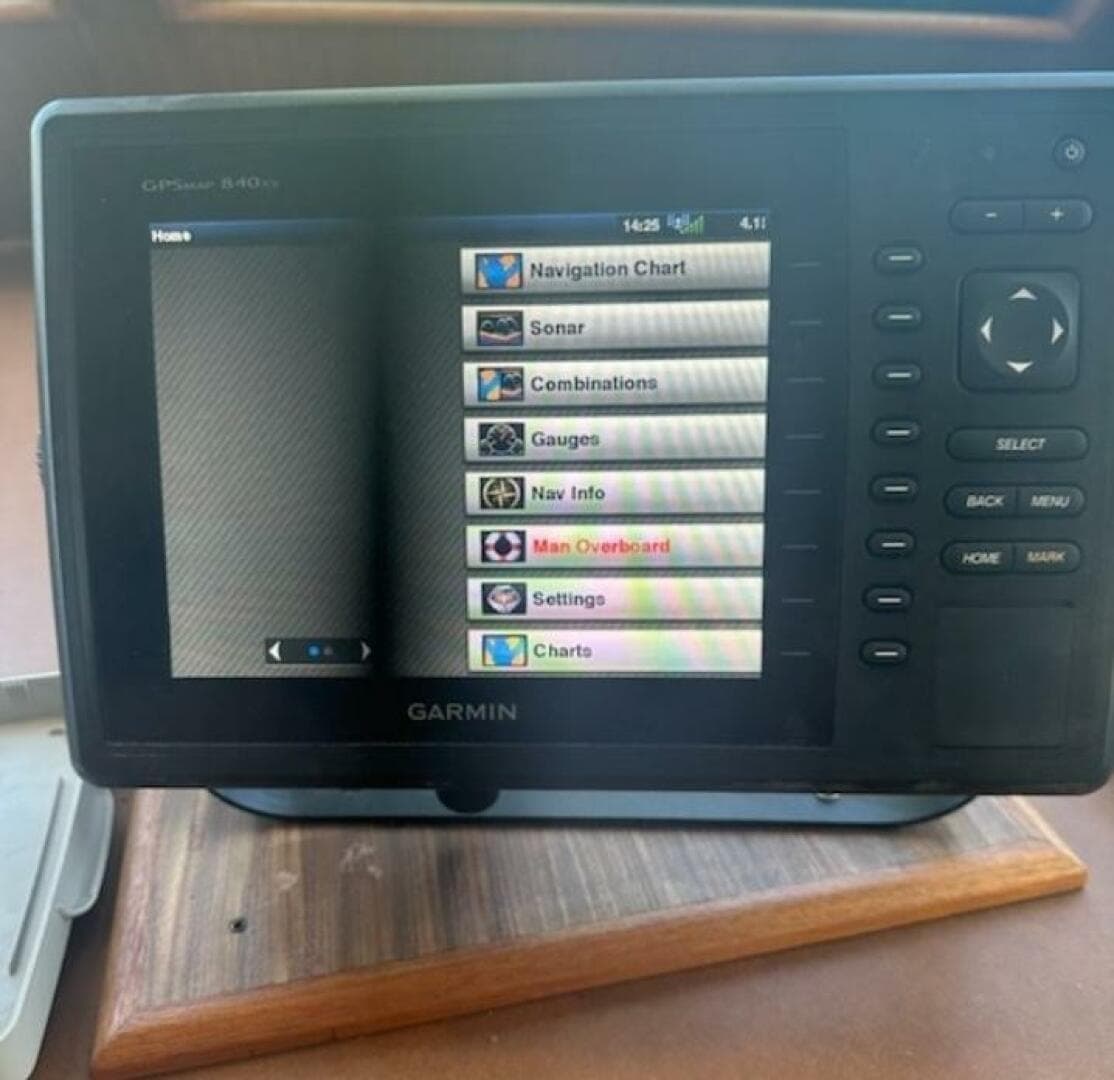 1984 Hatteras 53 Extended Deck — photo 24