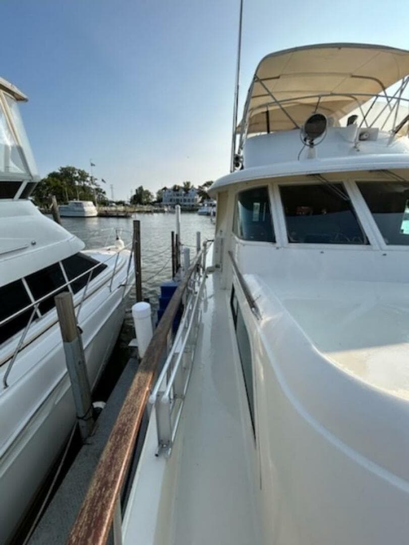 1984 Hatteras 53 Extended Deck — photo 5