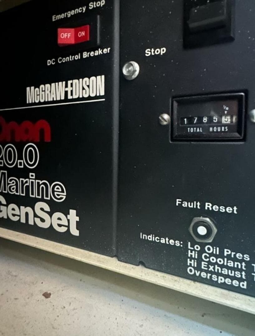 1984 Hatteras 53 Extended Deck — photo 22