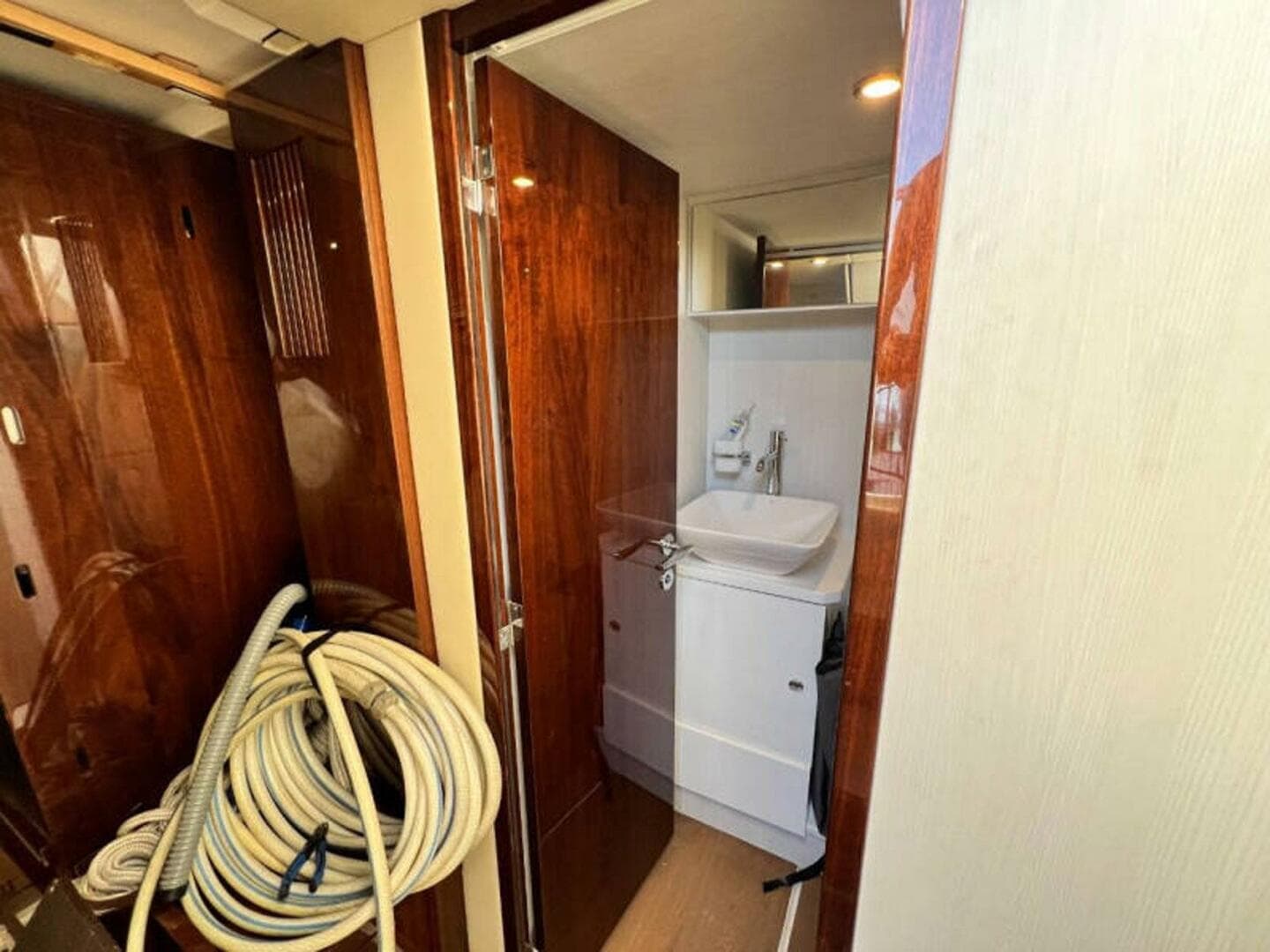 2020 Fairline Squadron — photo 52